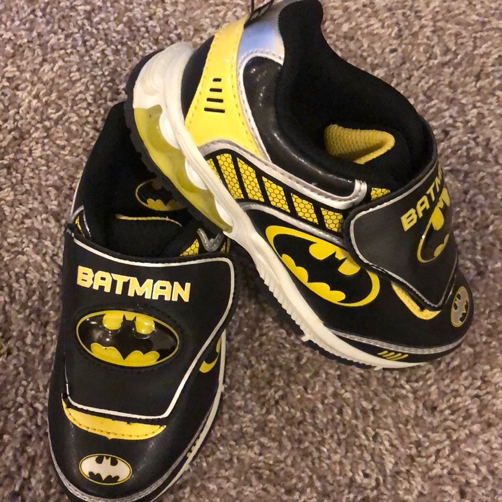 Boys Batman gym shoes